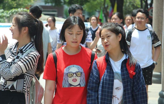 放假通知!大学、中学、小学中秋国庆放假时间已定,家长却心情复杂(图5)