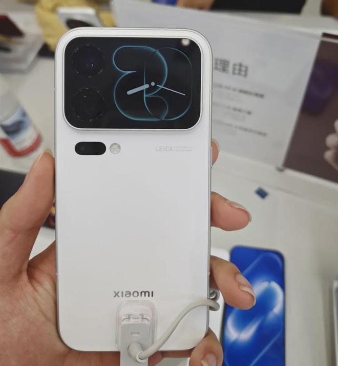 小米18 Pro系列线下上手体验：不吐不快，说说真实感受！(图6)