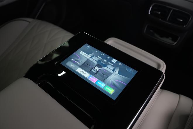25.58万起，腾势Z9S能圆规掉头，还能玩漂移！(图22)