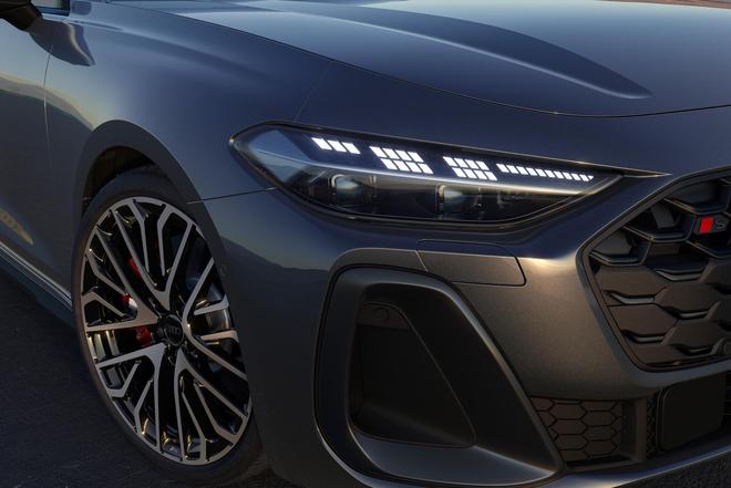 性能与实用兼得 全新奥迪S5 Avant上市 57.18万元(图6)