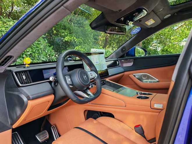 搭载四激光雷达/中大型轿跑SUV 智界RX上市售25.98万起(图9)
