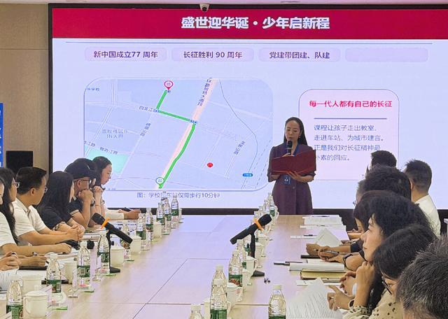 少年智献东站，青春礼赞祖国，成都英华学校开启一场特别的对话会(图2)