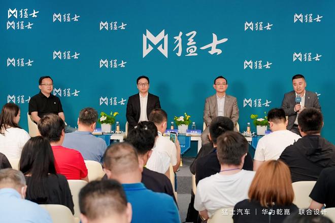 既要、又要、还要 猛士X700正在拓宽越野车的边界