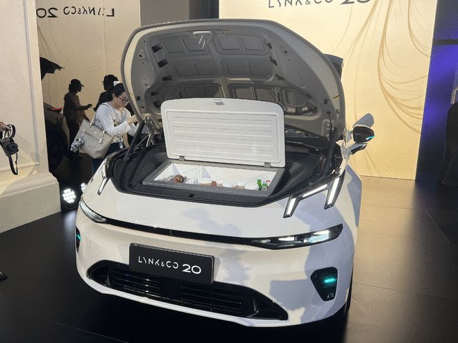 标配激光雷达+6C超快充 全新领克20上市11.88万起(图11)