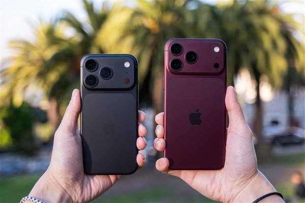 iPhone 18 Pro Max拿下单周销量榜第一名 网友：内存涨价的最大受益者是苹果(图3)