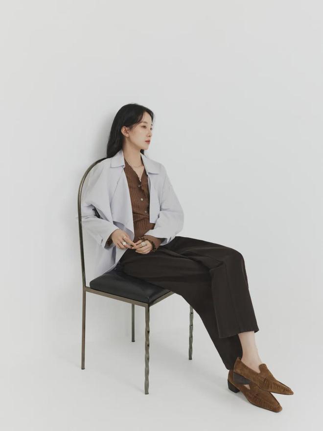 上新|| 没想到衣柜里90%的衣服都能搭的鞋，居然是这双(图33)