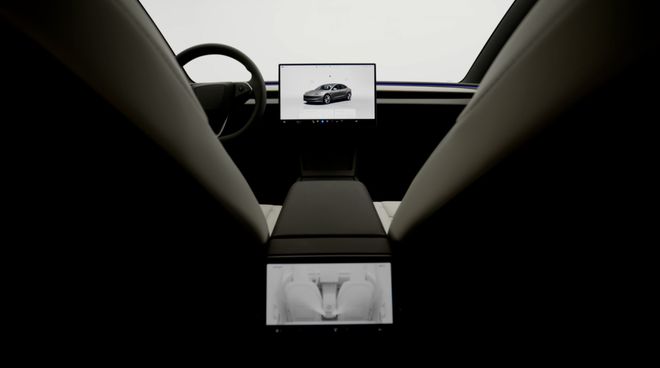 苹果首款触屏 Macbook 或 10 月发布；AI 能力成本三年下降数千倍创纪录；美人形机器人跳入熔炉，致敬《终结者 2》(图9)