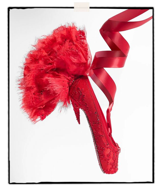 Christian Louboutin的魅力,不止一双红底鞋(图16)