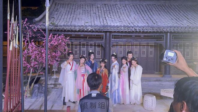 国庆假期，有多少打工人在横店“扇巴掌”？(图11)