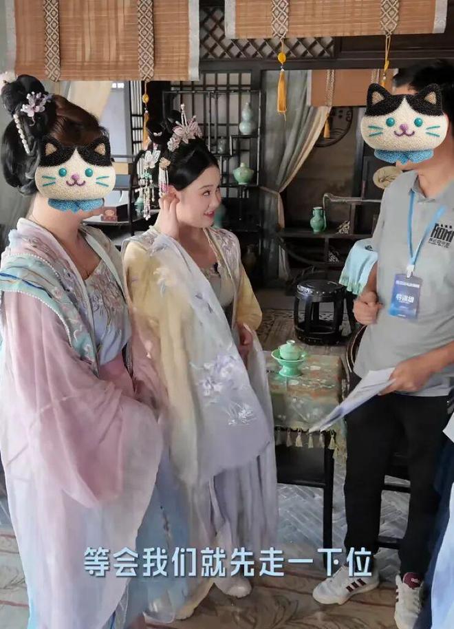 国庆假期，有多少打工人在横店“扇巴掌”？(图3)