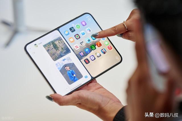 果粉彻底沸腾！苹果开放 iPhone Duo 应用提交，折叠 iPhone 要来了(图3)
