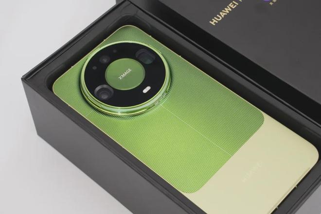 27万台首销炸场！华为Mate90系列卖爆了，四成人买了最贵那款(图2)