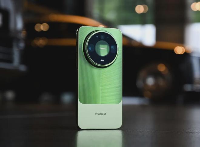 27万台首销炸场！华为Mate90系列卖爆了，四成人买了最贵那款(图3)