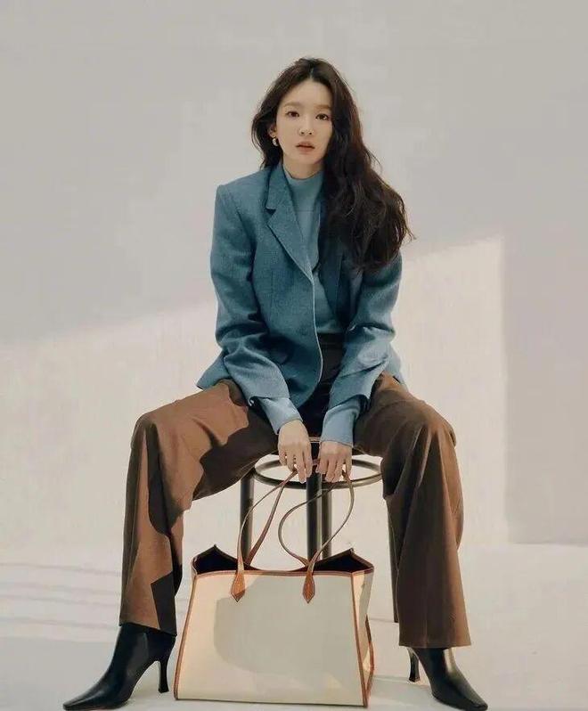 ​解决胯宽腿粗，这条裤子好绝！(图17)