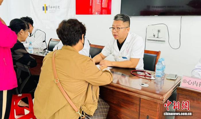 吉林市打造“流动诊室” 健康服务送到居民家门口(图1)