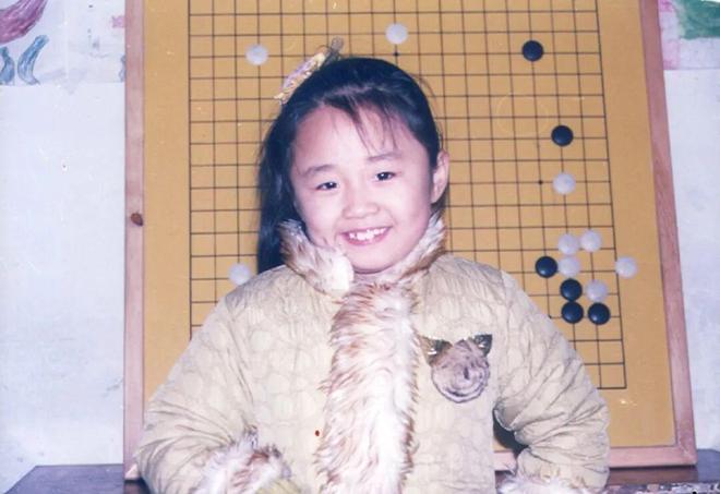 战鹰:一个天才少女的「滑落」(图2)