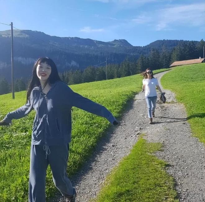 雪莉离开7年后,被改变的女孩们(图5)