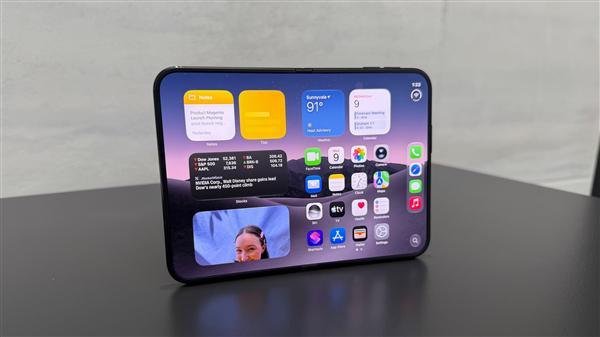 有顾客预定10台iPhone Duo送人：不太在意加价多少(图2)