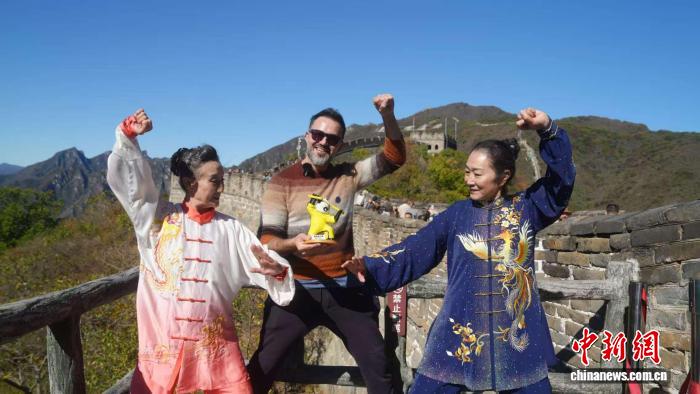 慕田峪长城年接待入境游客突破百万人次 升级国际化服务