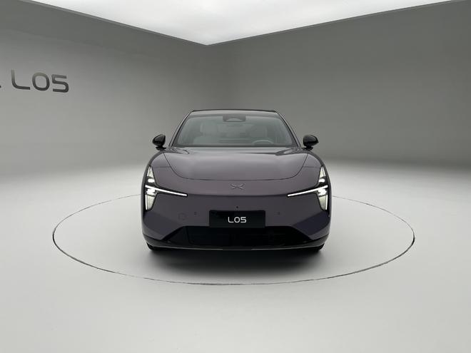 年轻人专属的大五座 小鹏MONA L05预售16.98万起(图7)