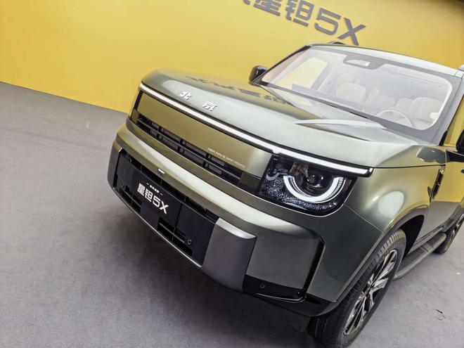 纯电/插混动力+乾崑智驾 北汽星钽5X预售价13.99万起(图16)