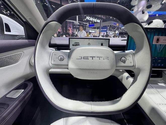 搭城市NOA/续航555KM 捷达M6上市售7.98万起(图11)