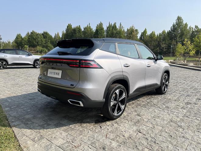 设计换新/智舱升级 2027款博越限时价7.89万起(图8)